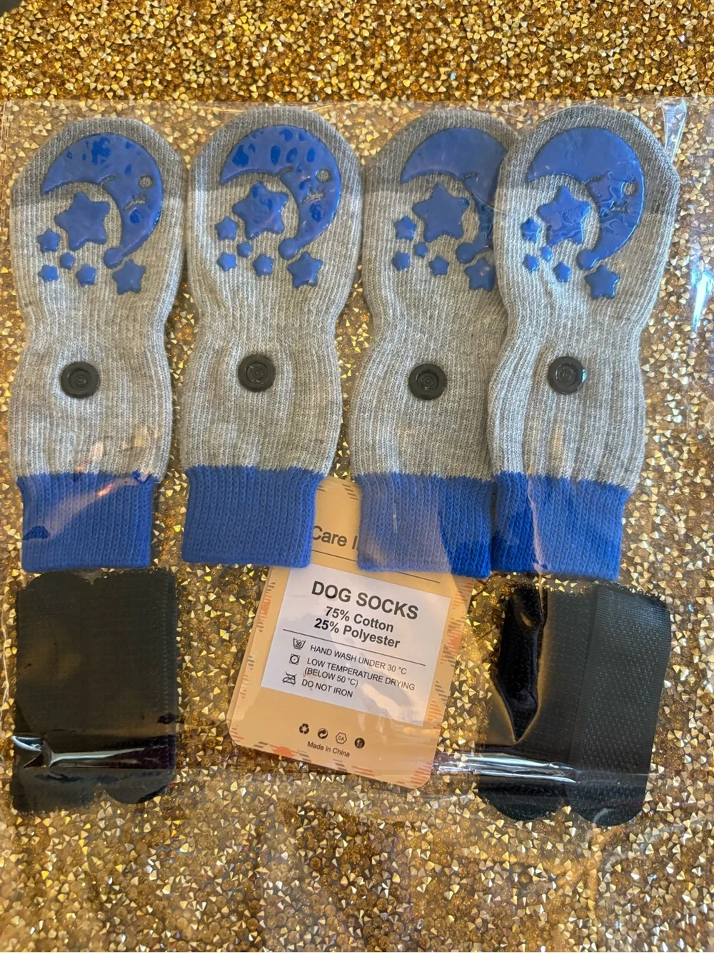 Beauty zoo NWT Gray & Blue Non-Slip Dog Socks – 4 Pack. Size S/M